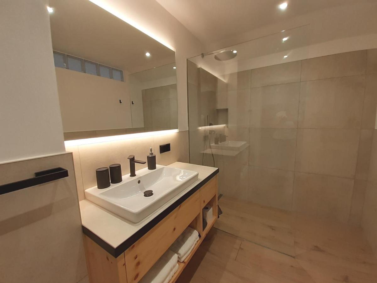 Haus Talblick "Wallbug" Ferienwohnung 1 纳图尔诺 外观 照片