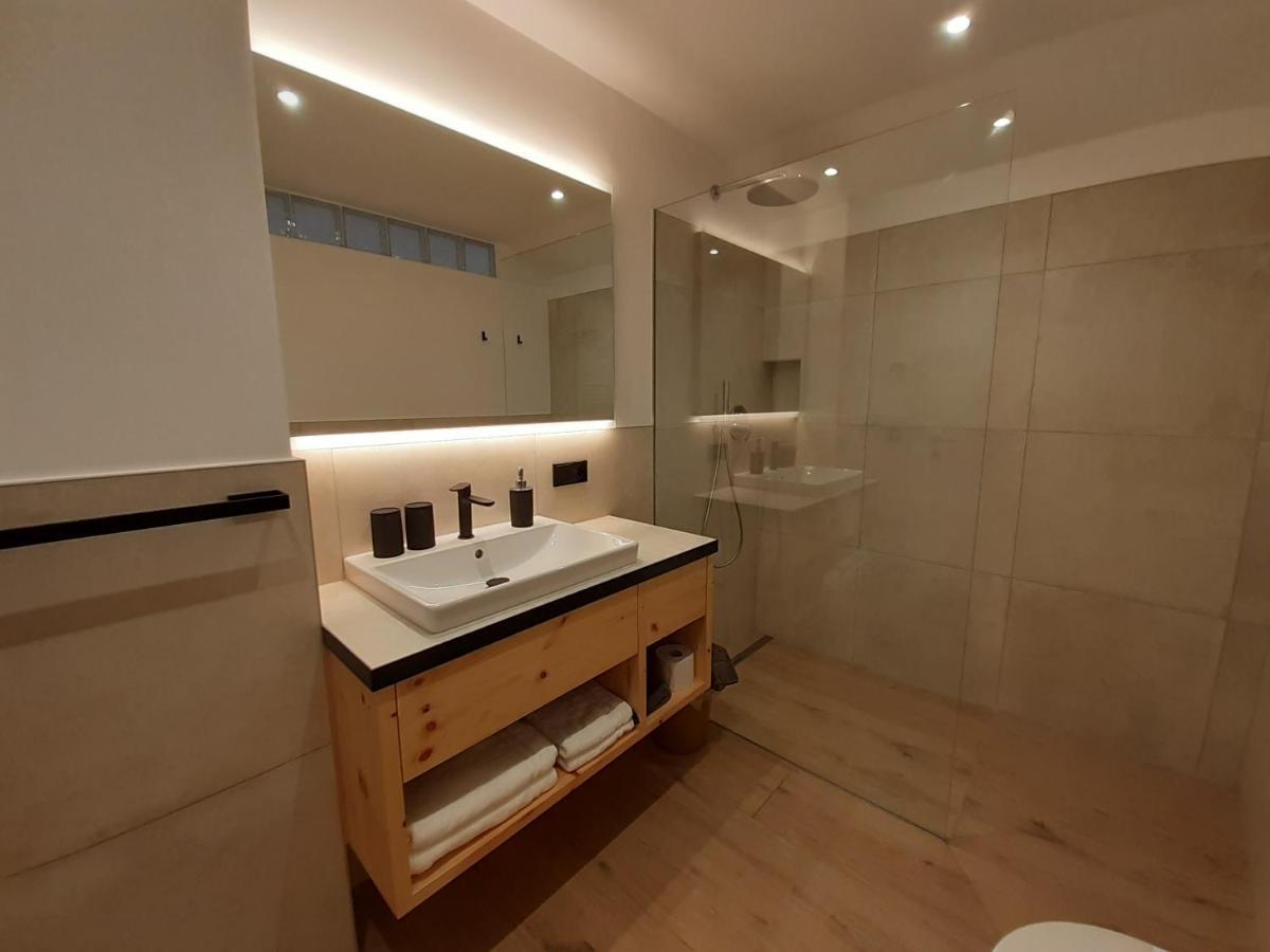 Haus Talblick "Wallbug" Ferienwohnung 1 纳图尔诺 外观 照片